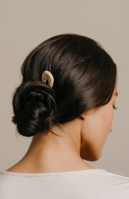 Long Tooth Chignon Pin - Classic