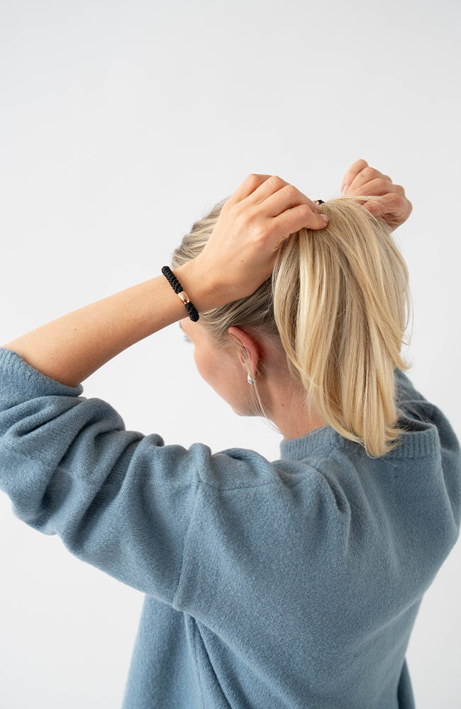 L. Erickson Black & Rose Gold, no damage hair ties, styling blonde, straight, ponytail.